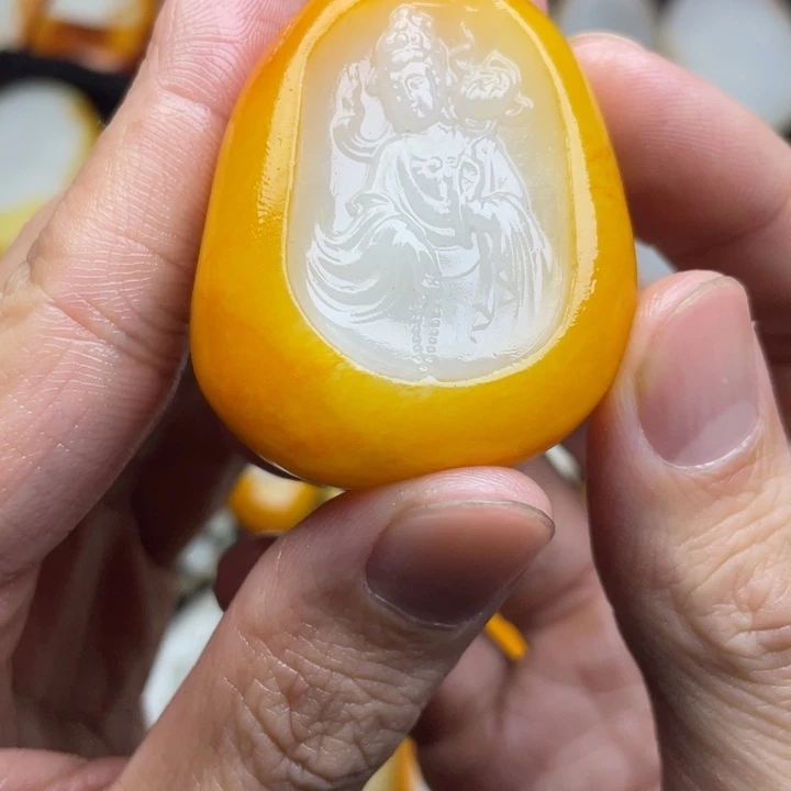 【闪购商品】颈饰未镶嵌和田玉