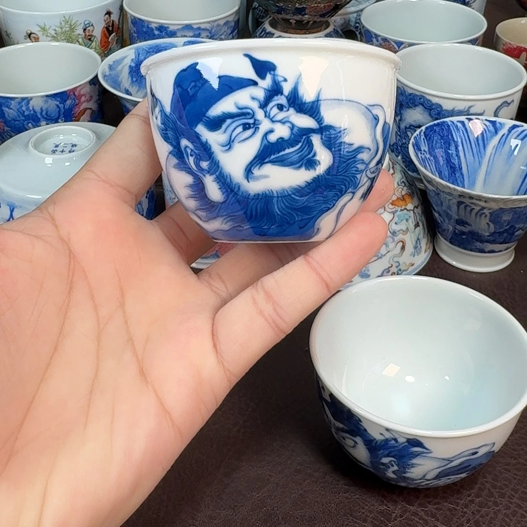 马***超现代景德镇陶瓷盖碗