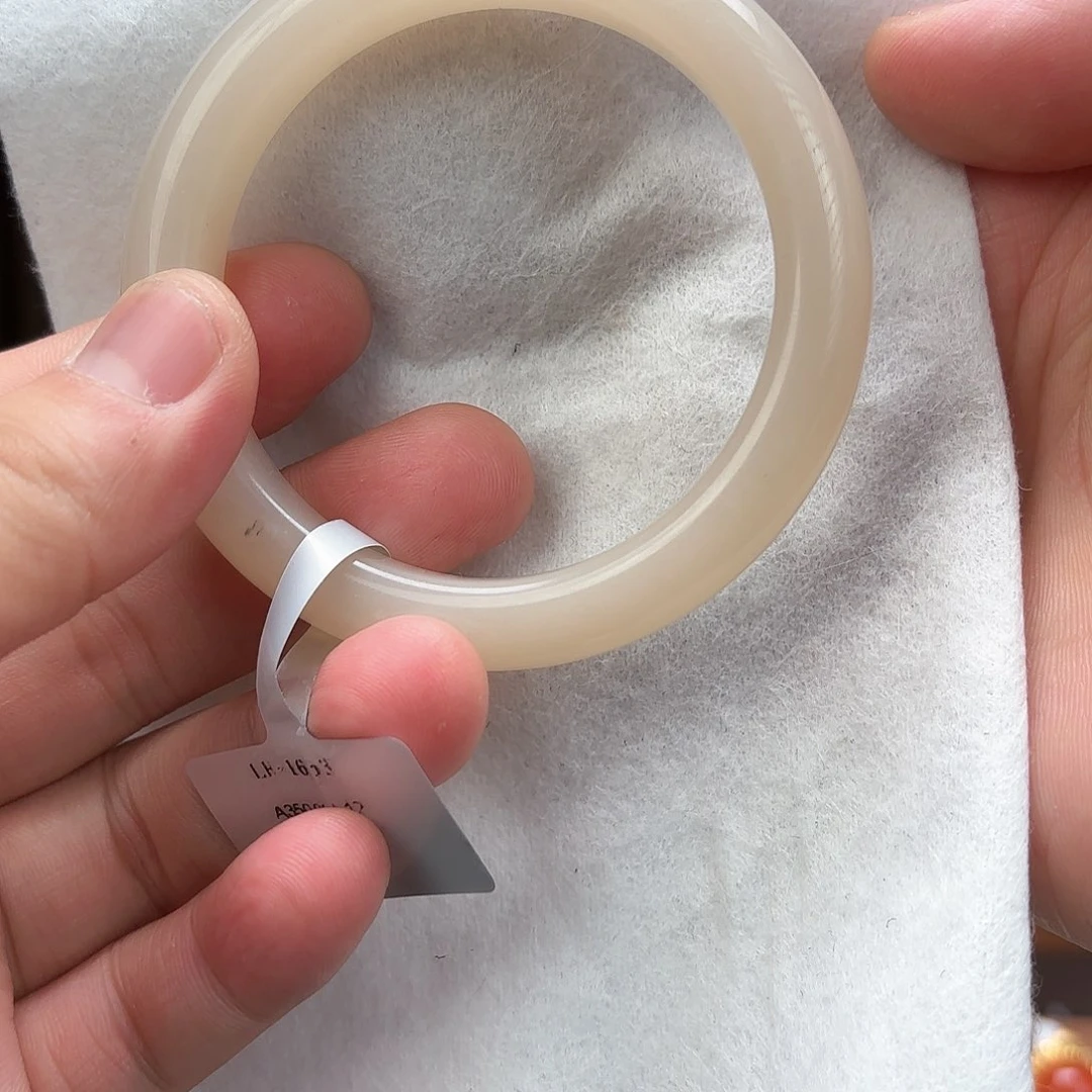 和田玉手镯未镶嵌ee20藕粉手镯57mm
