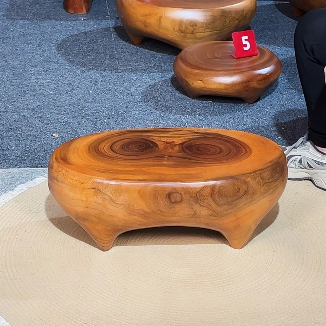 36 号香樟木尺寸：55-32-20cm