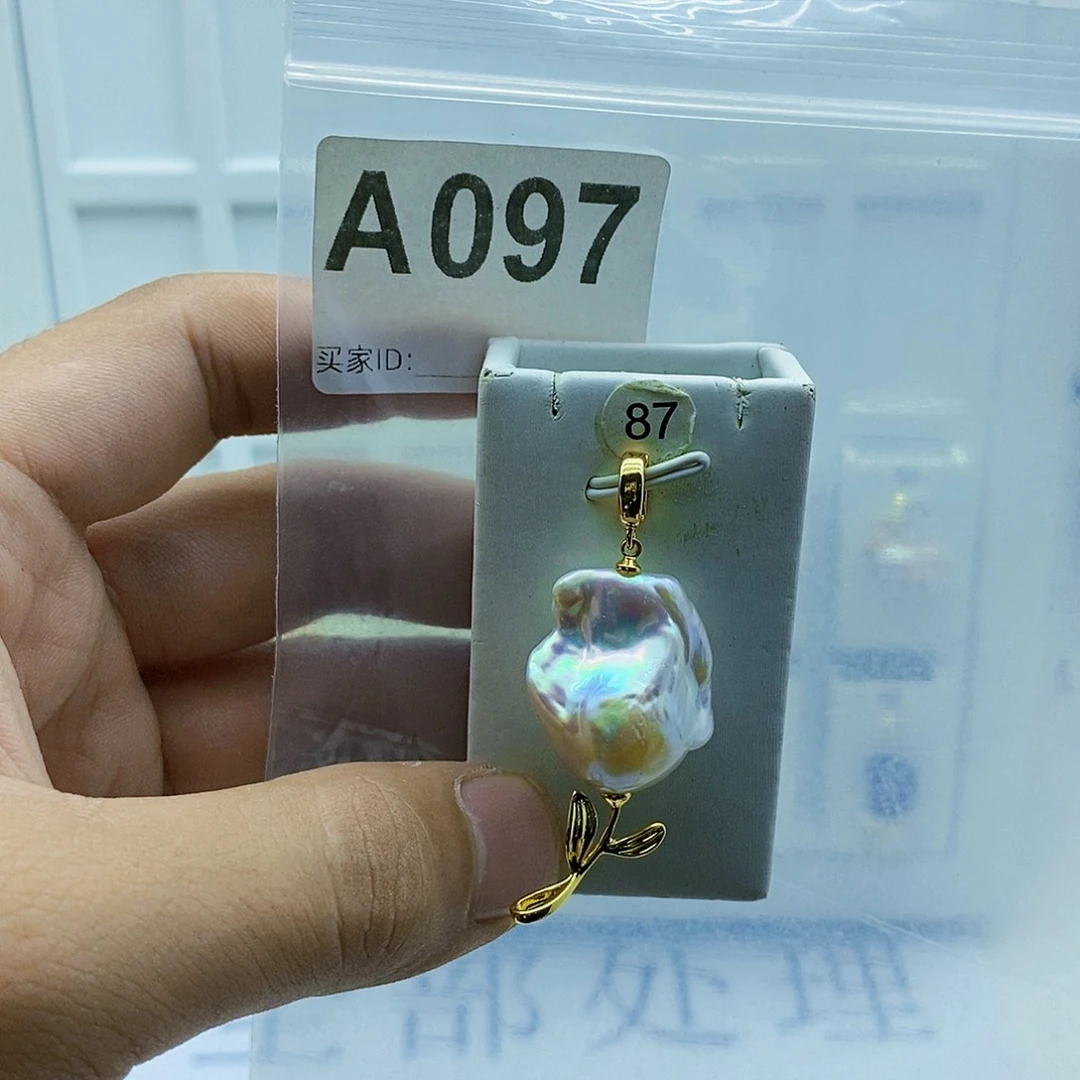 合金淡水珍珠颈饰