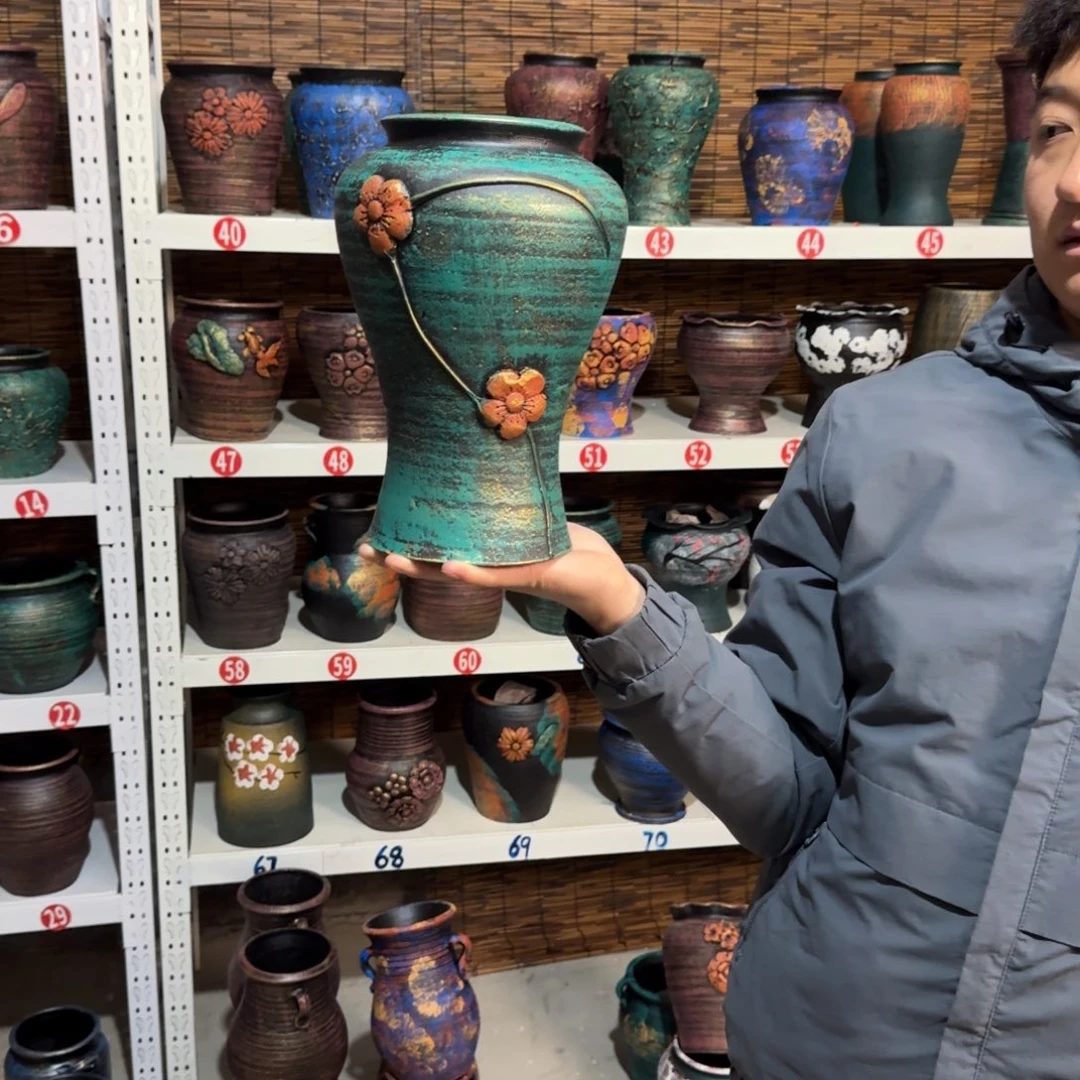 红陶红陶浮雕花盆炸炸炸