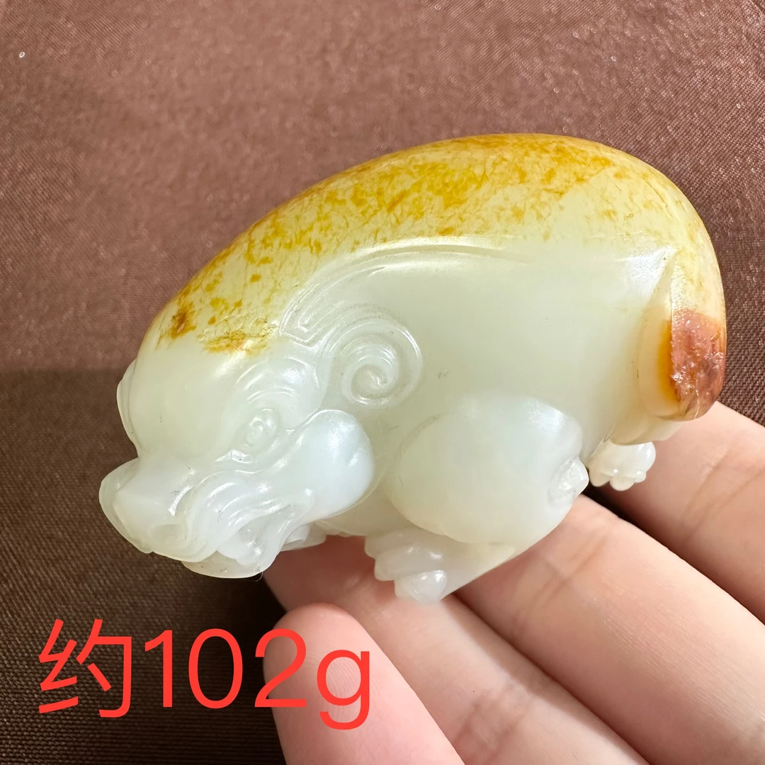 新疆和田玉貔貅把件重量约102g H