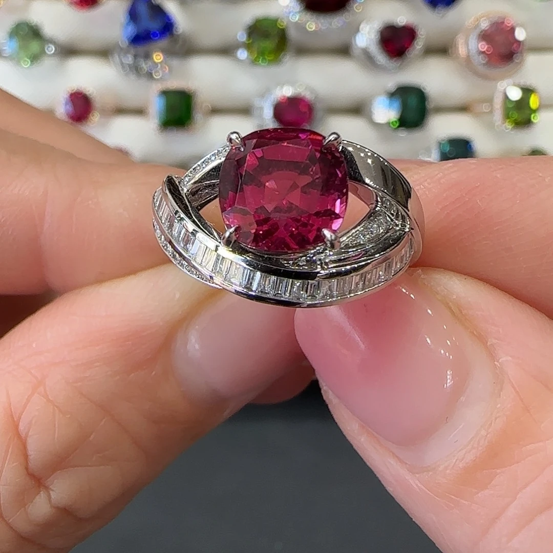 碧玺18K金镶嵌戒指2.94ct