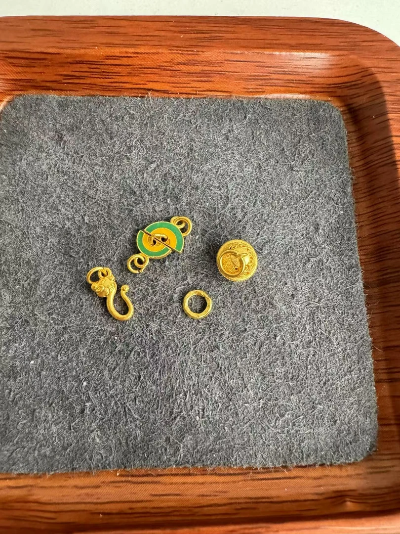 足金999 卡5盘缠彩虹龙扣铃铛吊坠