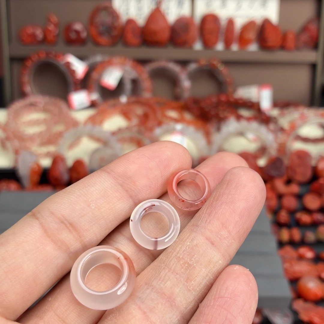 啊***）南红玛瑙未镶嵌颈饰三颗