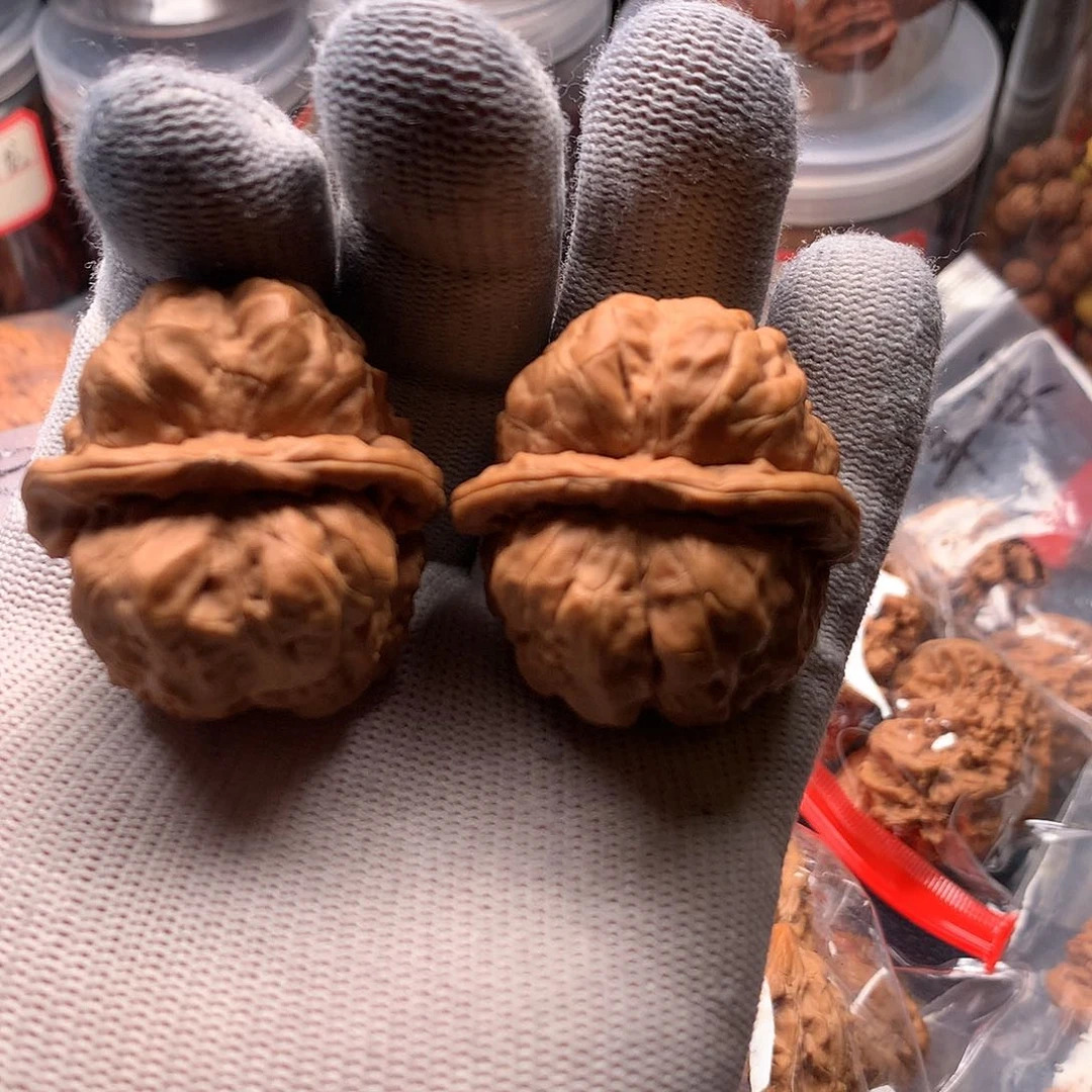 文玩核桃把件铲*蛤蟆