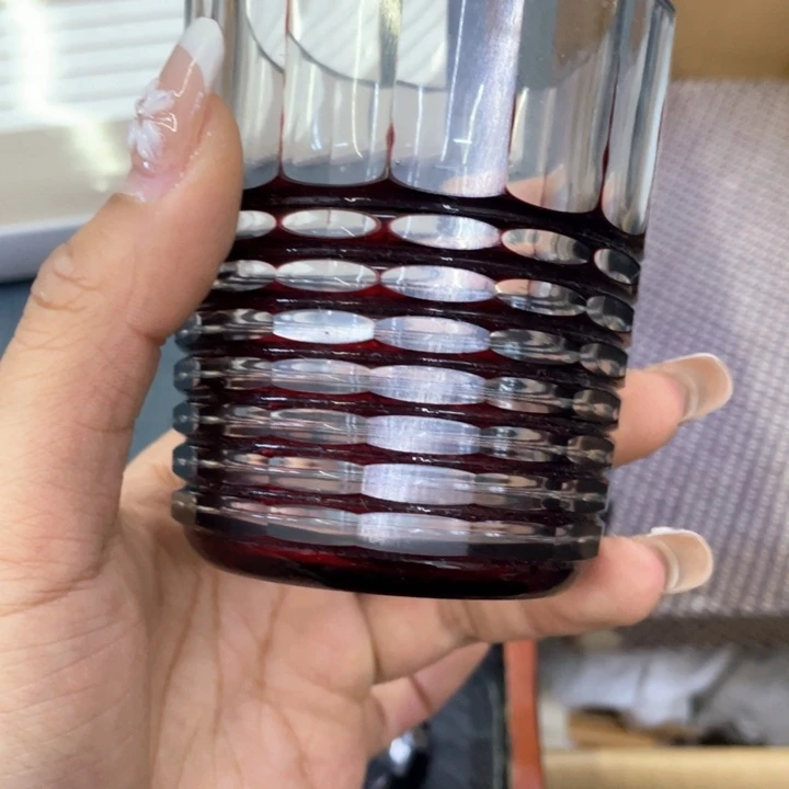 玲珑堂精品百货商行偷**生玲珑堂精品百货商行