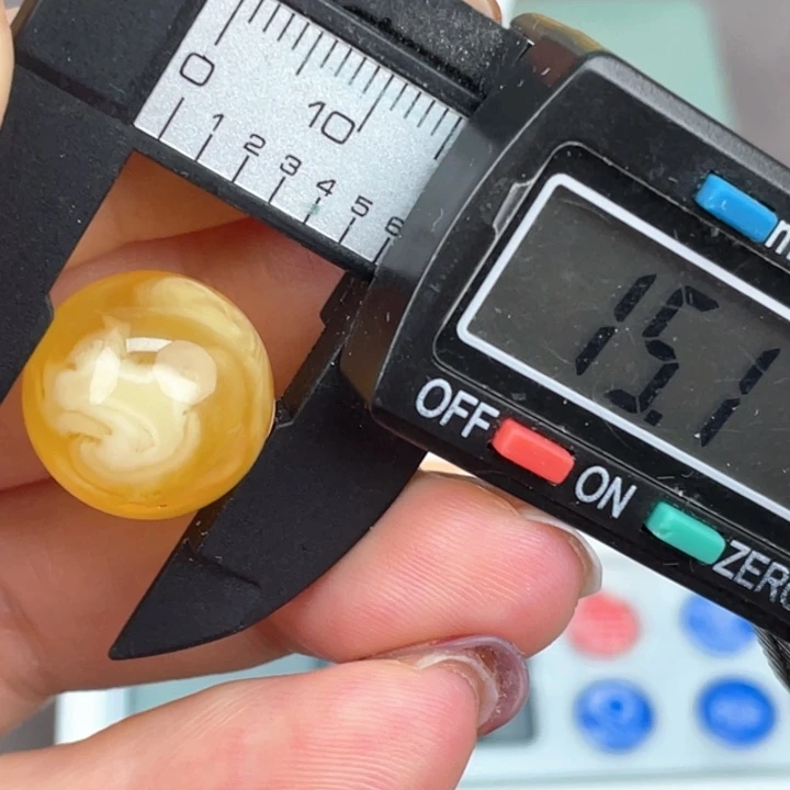 琥珀裸石未镶嵌微瑕743