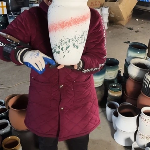 口16高29瑕疵底部磕碰