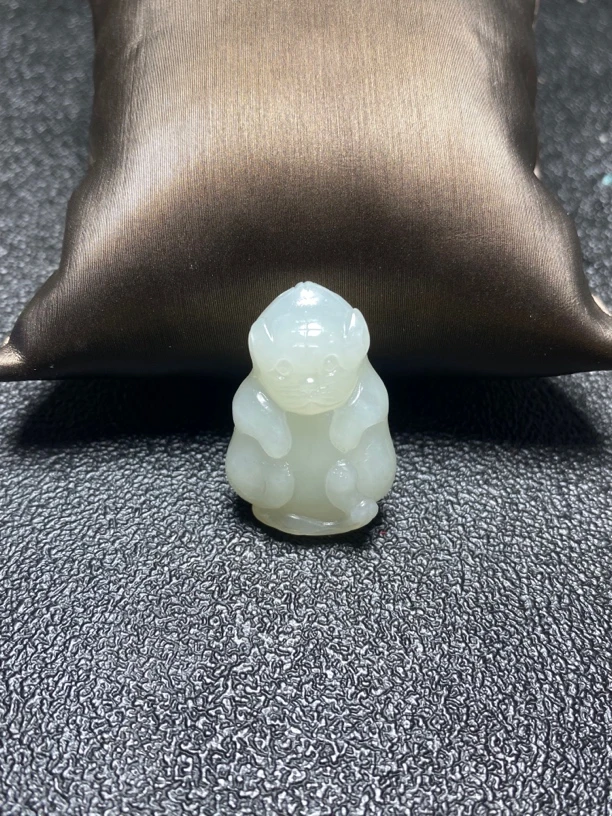 和田玉精致萌宠生肖老虎男女同款挂件