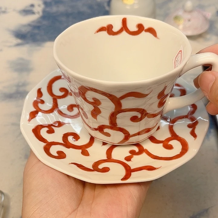 瓷片The first thing