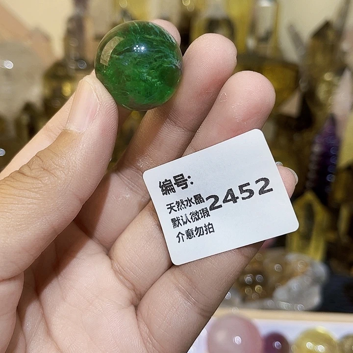 阿***k未镶嵌颈饰水晶球