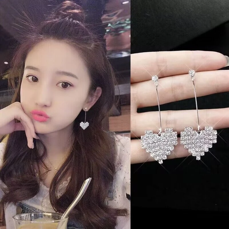 合金耳饰 时尚港风爱心轻奢耳环女款韩经典圆圈心形简约清新超闪