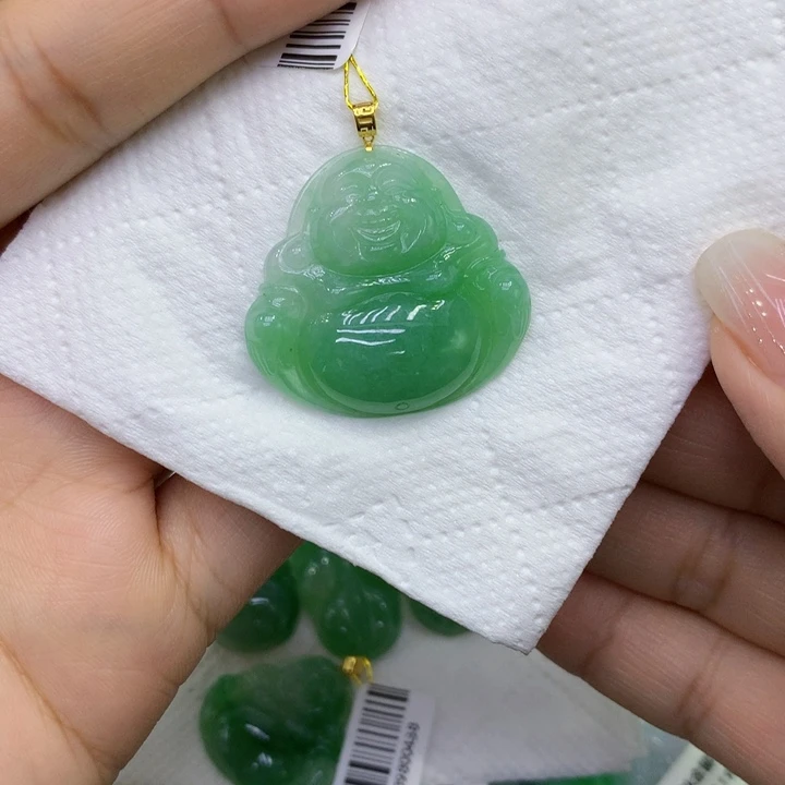 招***福翡翠18K金镶嵌颈饰