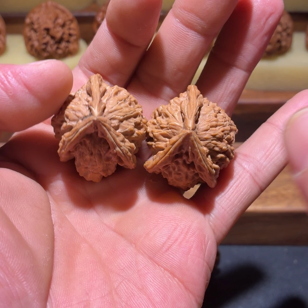 吊坠文玩核桃盘山三棱