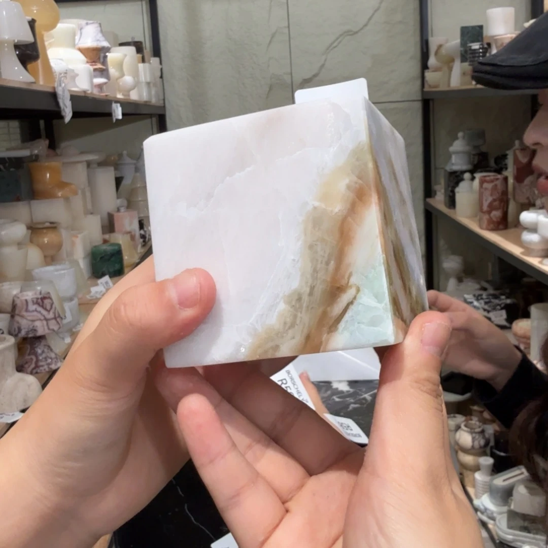 大理石R61。  两个亿