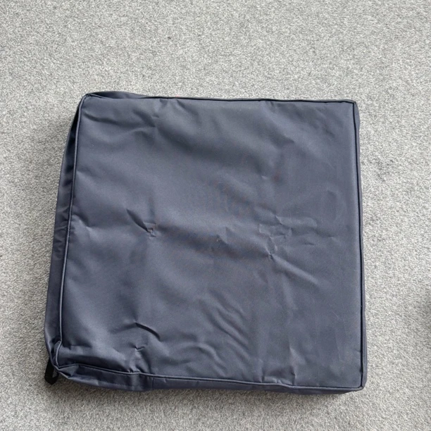 《小华 》66018号藏蓝色牛津布户外防水坐垫55✖️55坐垫约45✖️55一套