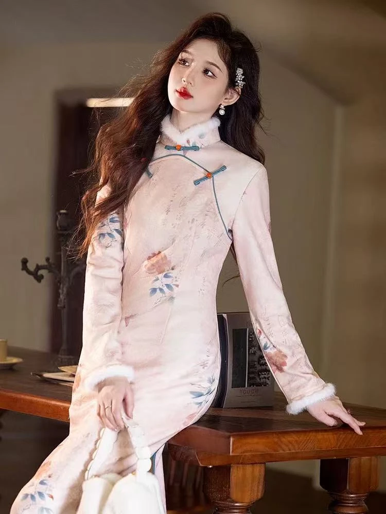 1586 粉色 美玲襟八扣 【莲花诗意】 旗袍