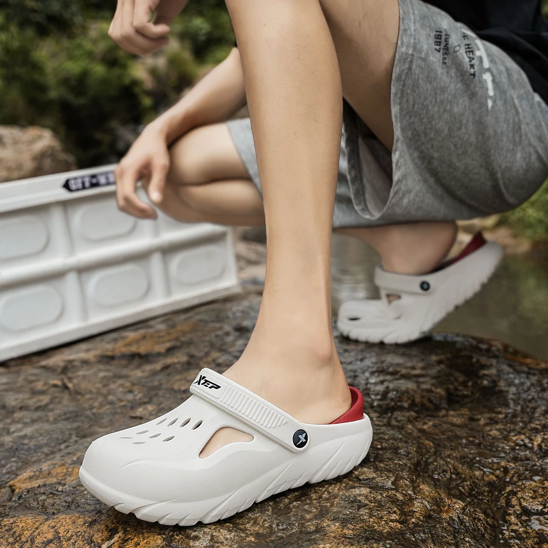 特步运动拖鞋男2025新款外穿防滑耐磨男鞋软底踩屎感户外洞洞鞋