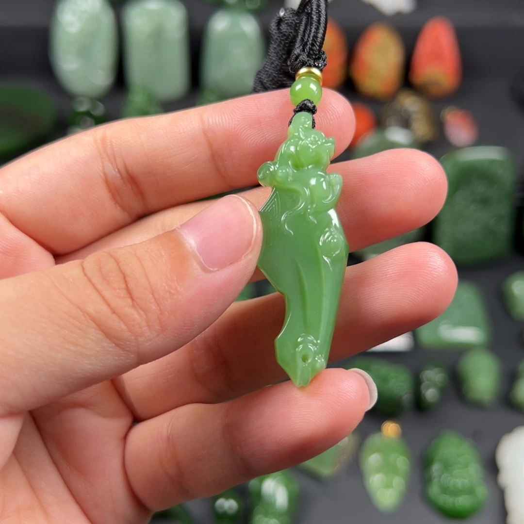 和田玉（碧玉）未镶嵌挂件