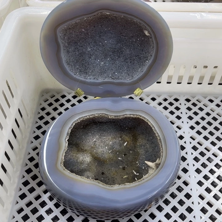 水晶珠宝半成品未镶嵌奇石蓝晶盆