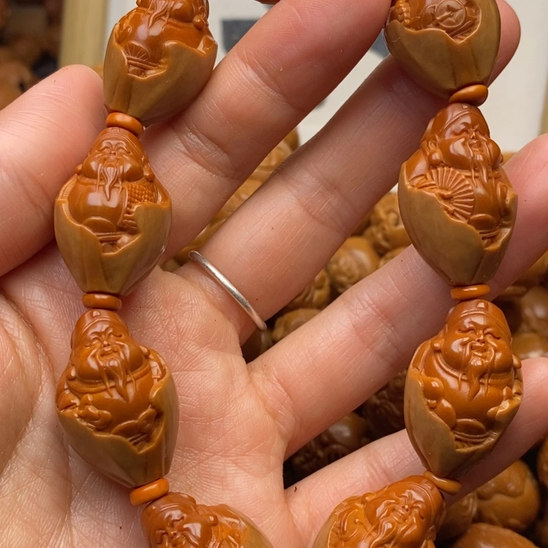 手串橄榄核包衣财神