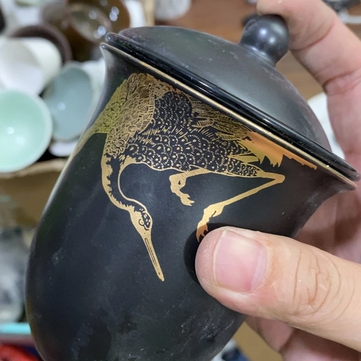 陶瓷艺术品及陶瓷壶