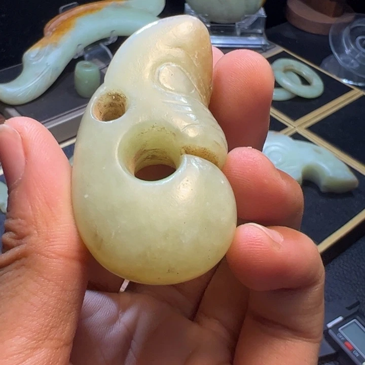 观***生玉玉摆件猪龙器形