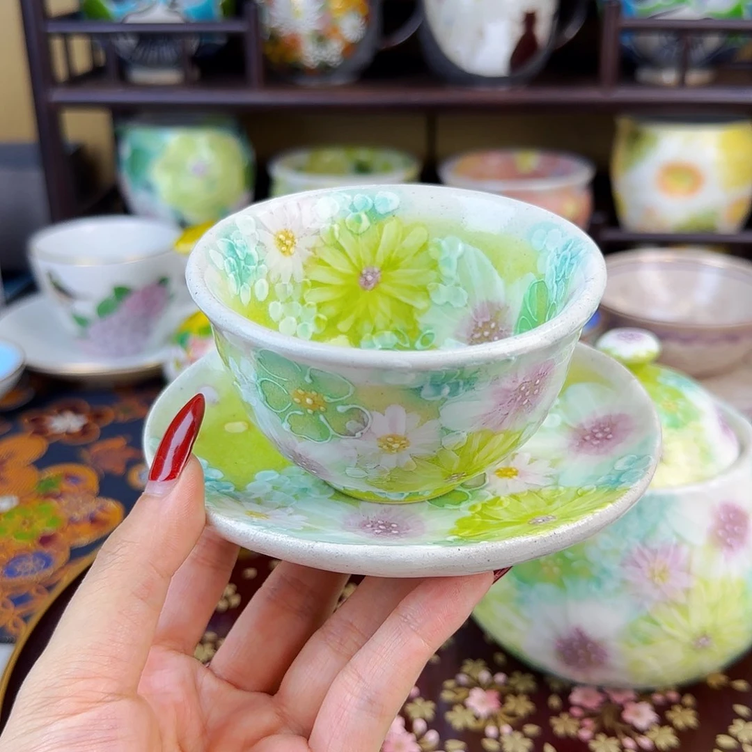 他家茶具瓷器真好看呀！霜
