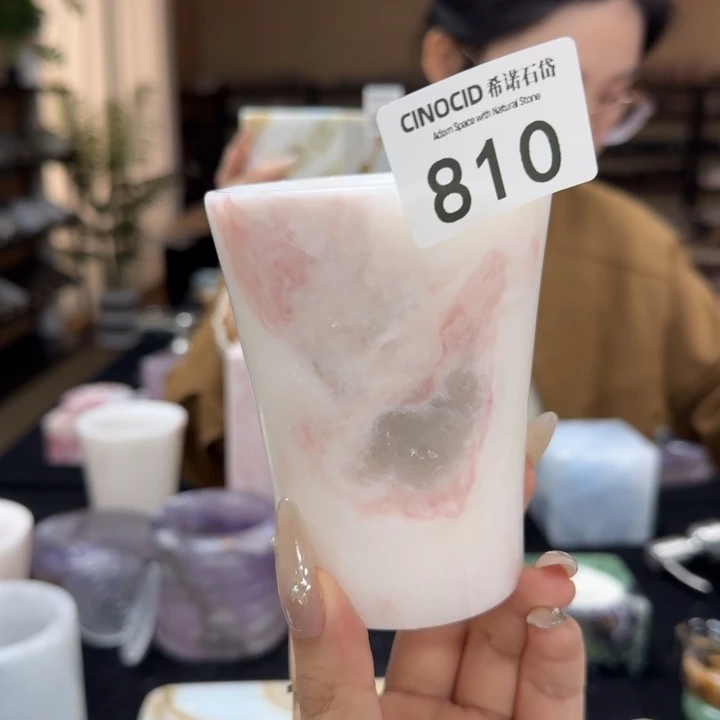 彩虹玫瑰漱口杯。 810