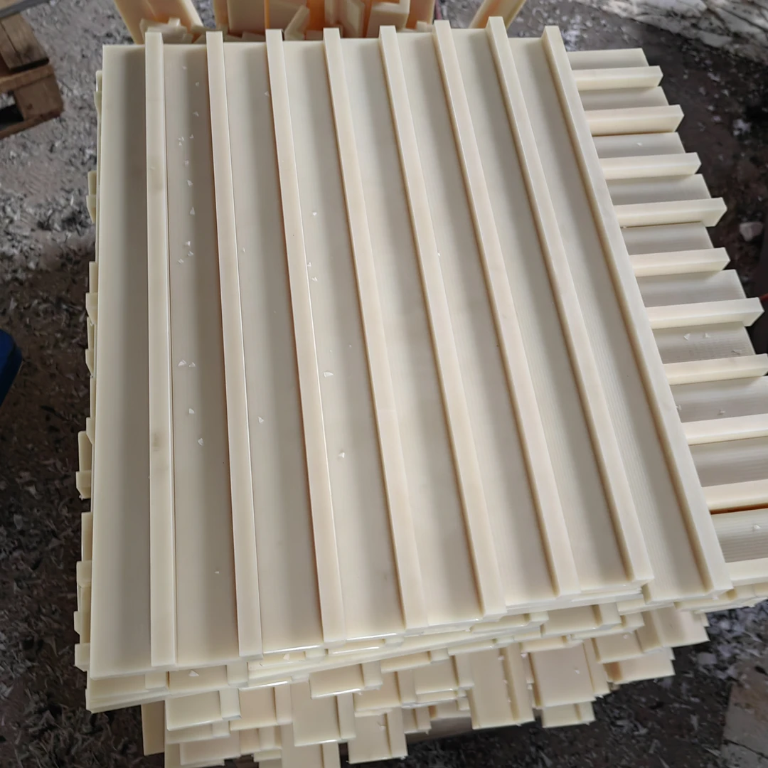 专用车尼龙滑块垫块L型尼龙配件耐磨含油硬度高定制厂家