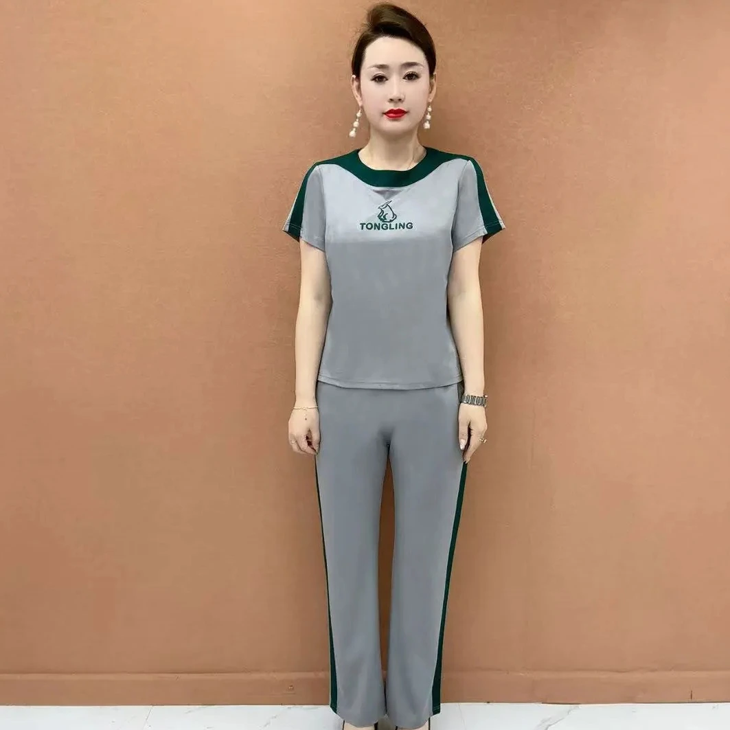 运动休闲套装女夏季2025新款中老年女洋气显瘦圆领短袖T恤两件套