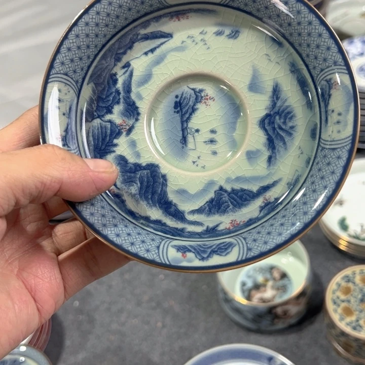 瓷片淘泥青花山水高足壶承