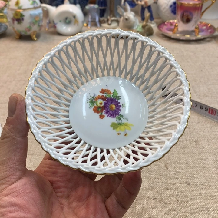 金瓷阁家的美丽瓷器