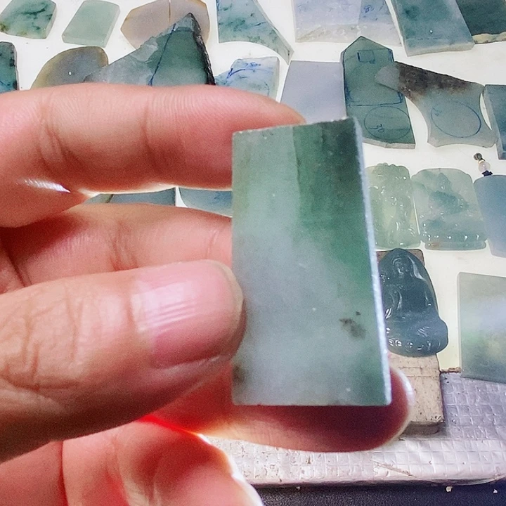 定制翡翠未镶嵌翡翠