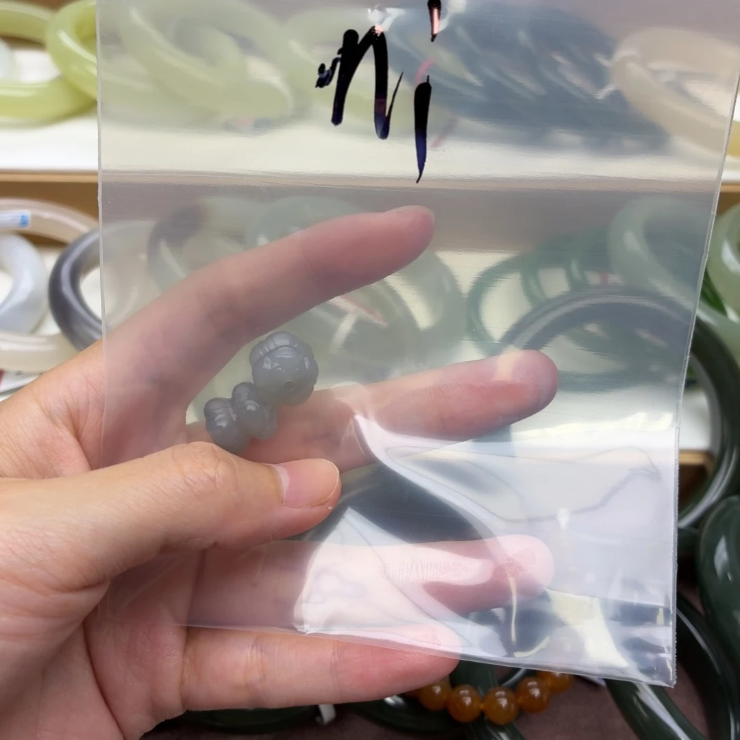 n***i和田玉手镯未镶嵌