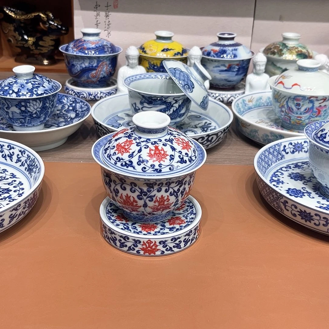 奮***鬥釉里红缠枝莲盖碗加盖置