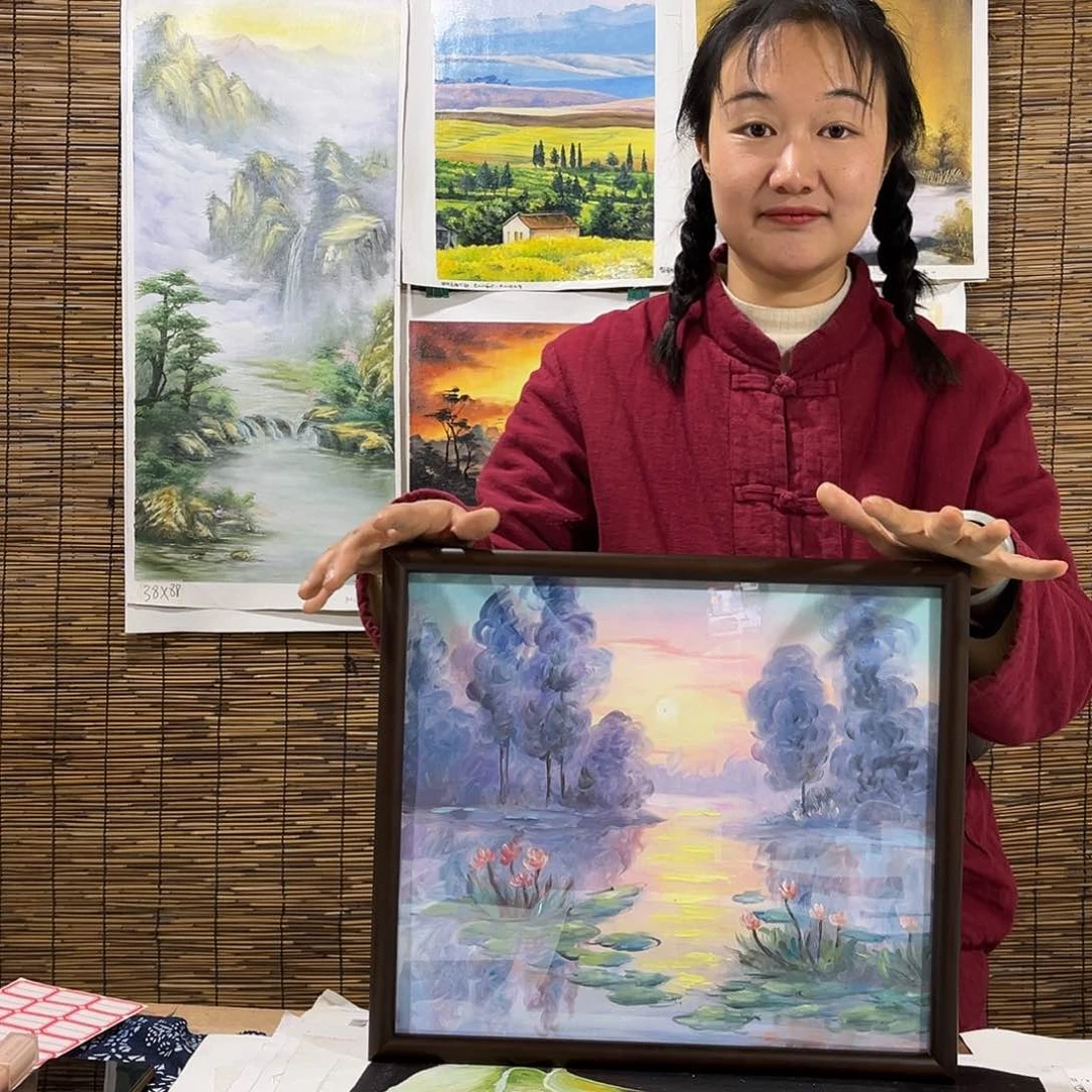 油画离**觉行路人小院绘画作品
