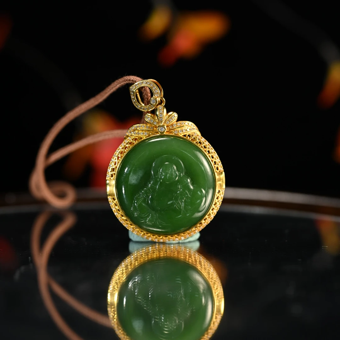 LOT8816 2512140156和田玉碧玉弥勒佛挂件/保利