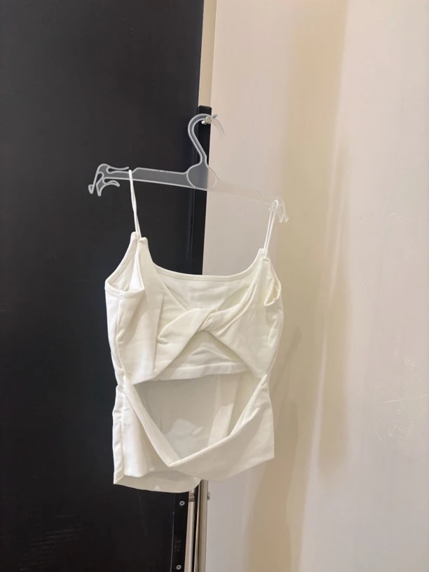 性感露背吊带背心带胸垫