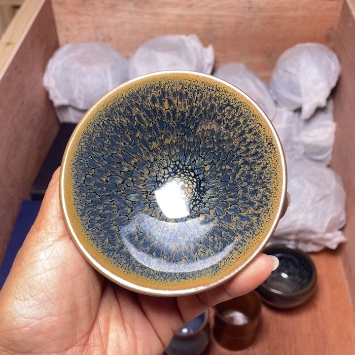 茶盏不用来接了吧