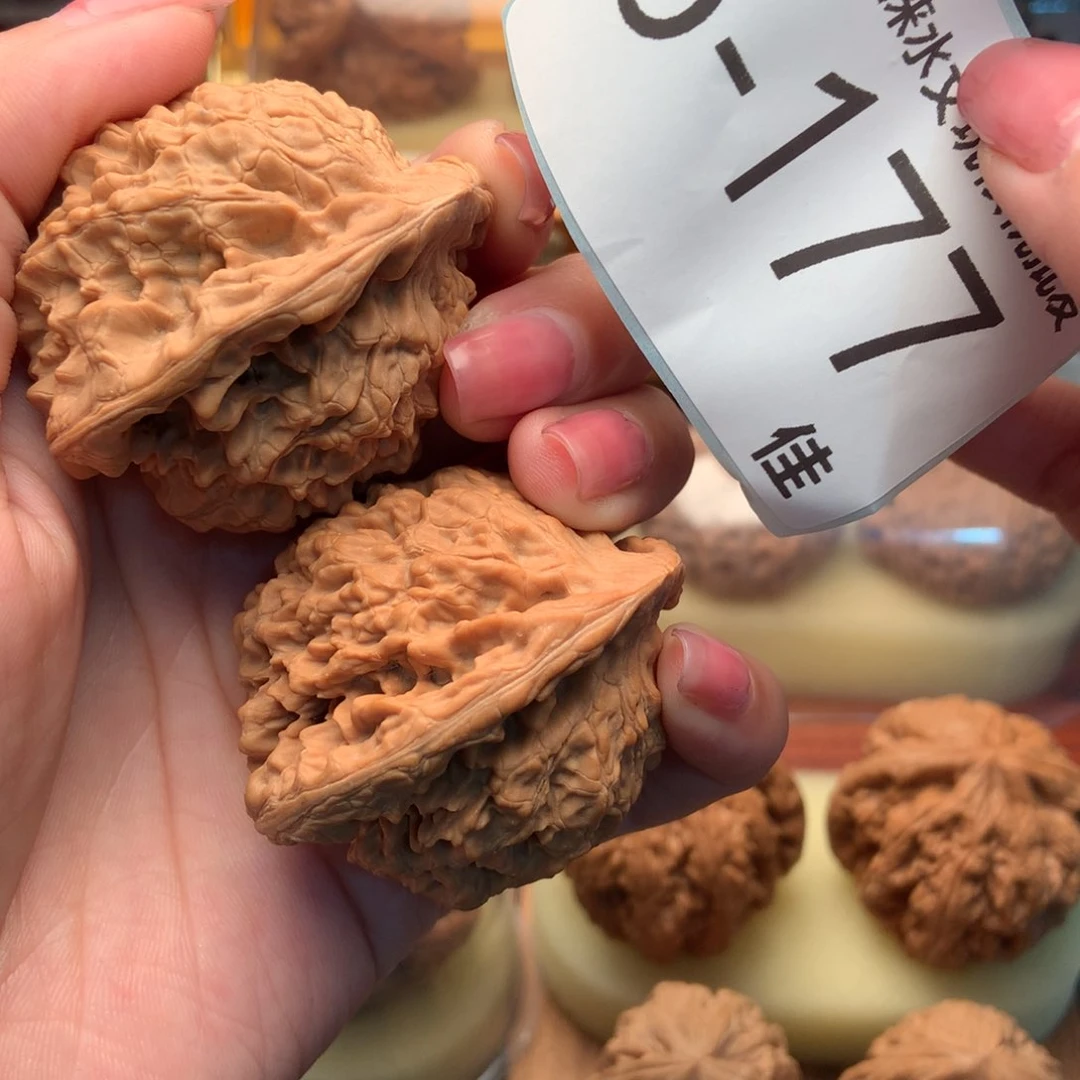 文玩核桃把件49官帽