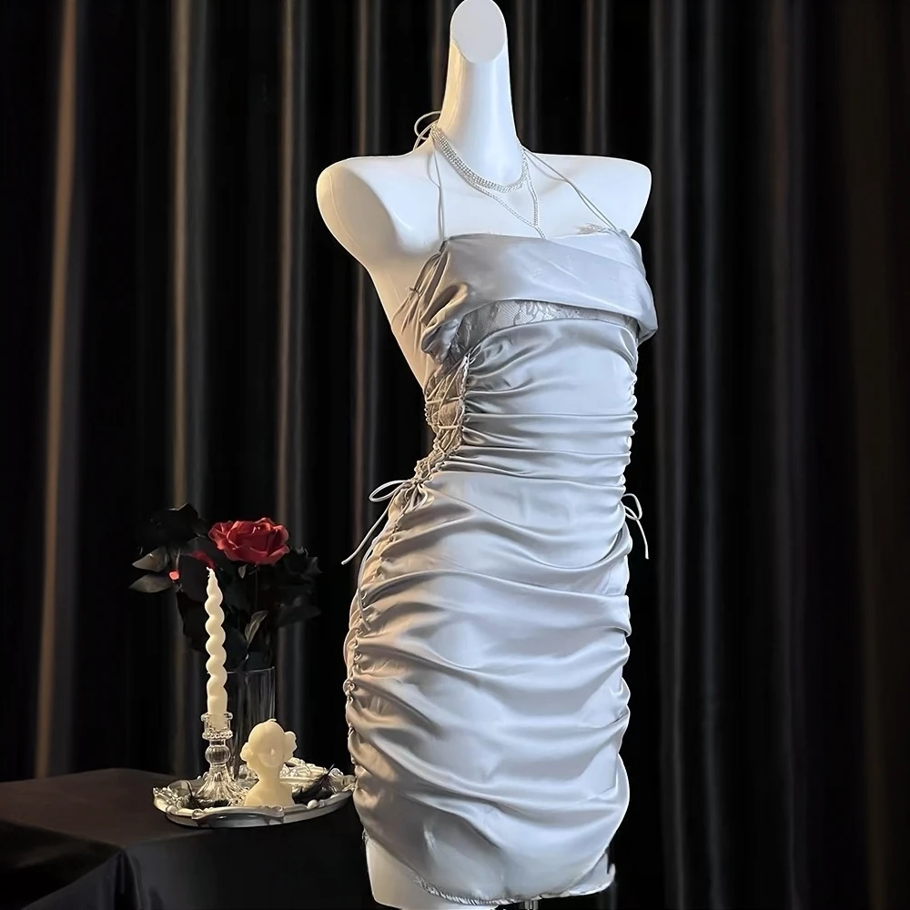 【掀开奶盖】性感睡裙挂脖包臀连衣裙缎面蕾丝显瘦露背气质约会战袍