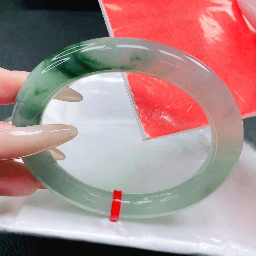 翡翠未镶嵌手镯61