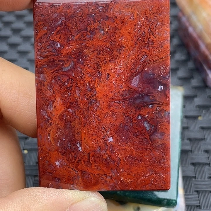 玛瑙/玉髓颈饰合金明**月