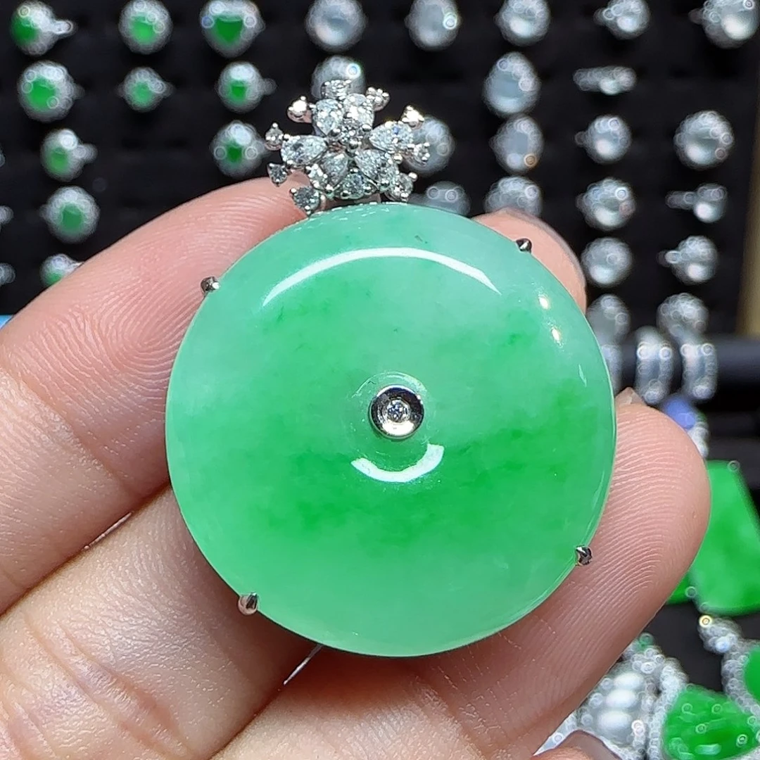 翡翠18K金镶嵌吊坠(不含链)平安扣