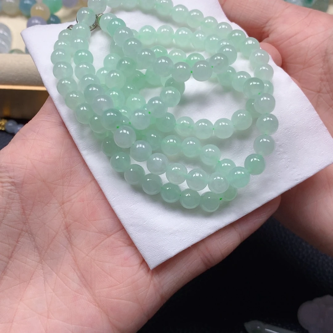颈饰未镶嵌翡翠闪