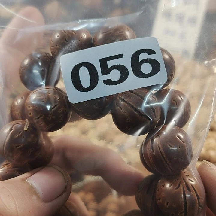 文玩核桃吊坠陈****音文玩核桃