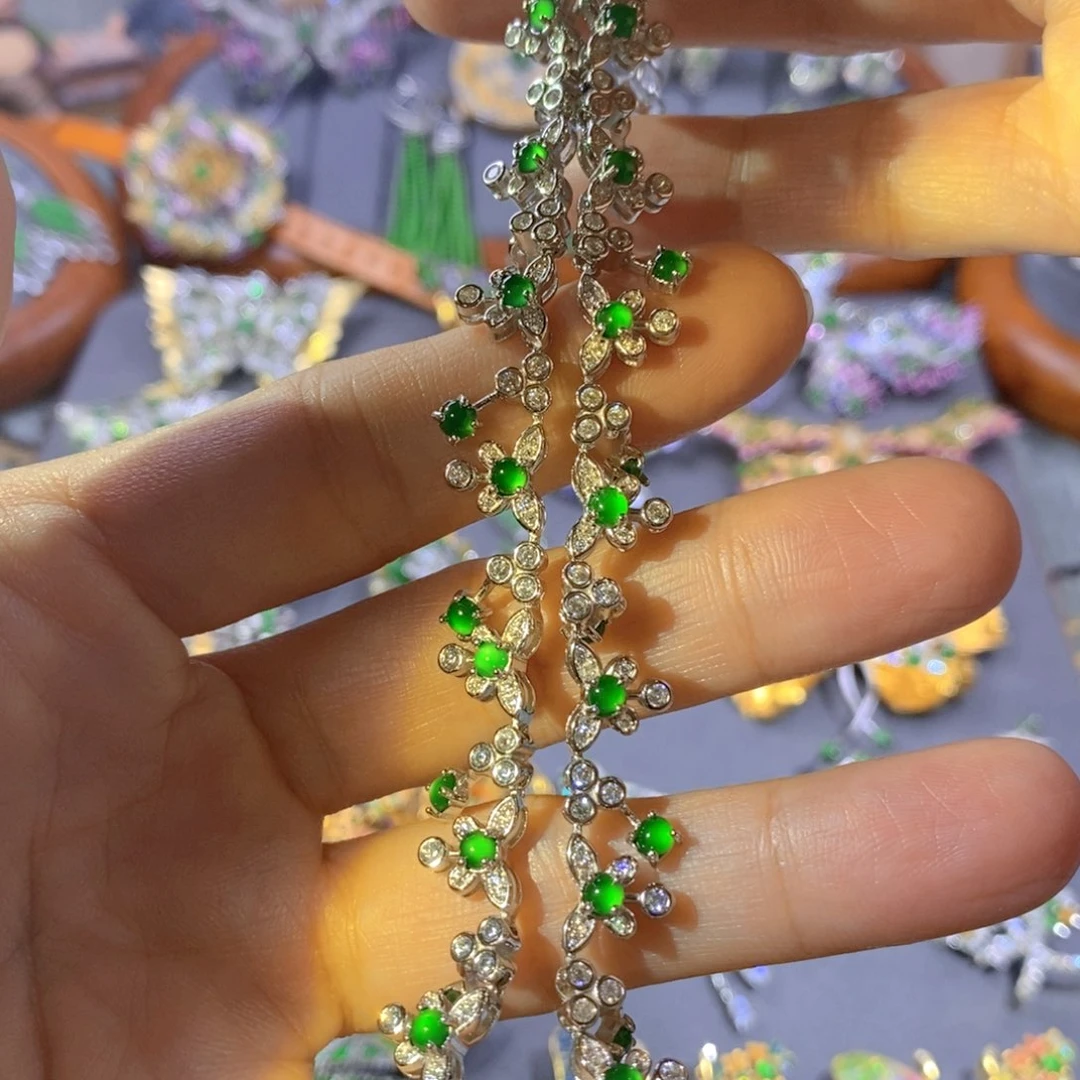 颈饰银S925镶嵌翡翠